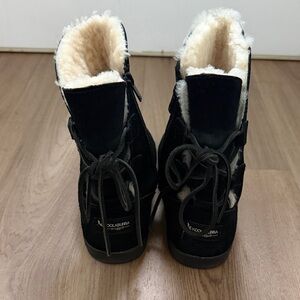 Koolaburra Black and Cream Winter Boots